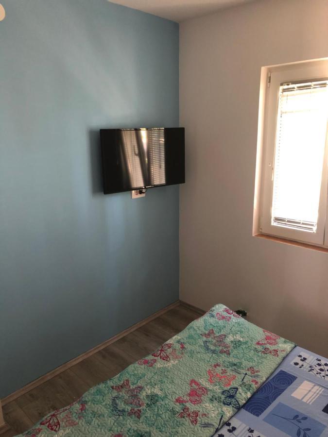 Apartments Mateo Бибине Екстериор снимка