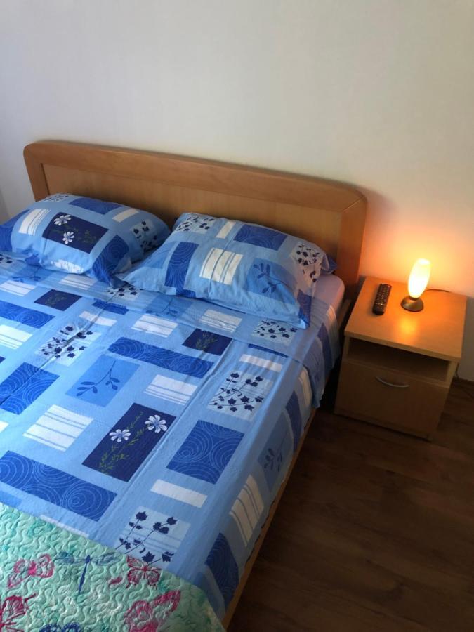 Apartments Mateo Бибине Екстериор снимка