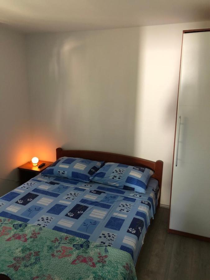 Apartments Mateo Бибине Екстериор снимка
