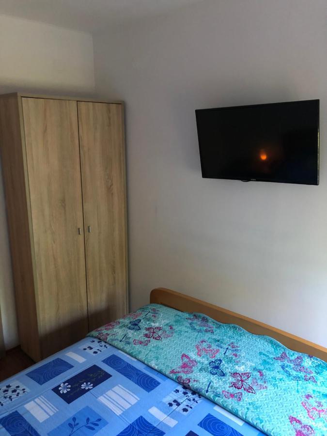 Apartments Mateo Бибине Екстериор снимка